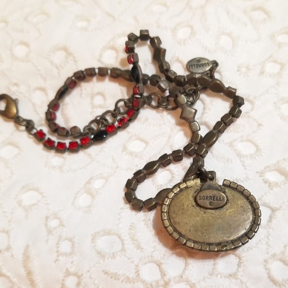 Sorrelli Swarovski Crystal Vintage Necklace - Picture 6 of 7